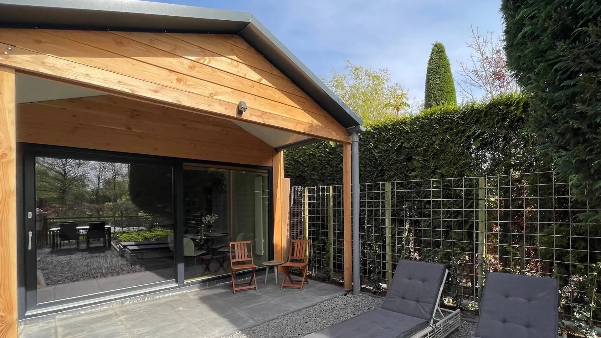 Holiday home Bospolderhuisje Honselersdijk